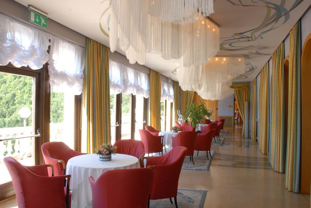 Grand Hotel Astoria Lavarone Exterior foto